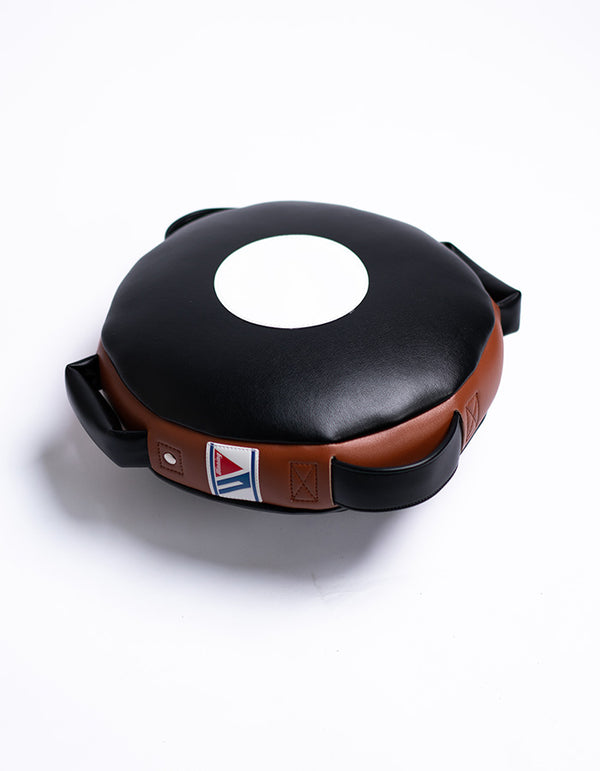 Winning CM85 Punch Shield - Black/Brown